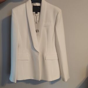 Zara Women's Cream Blazer